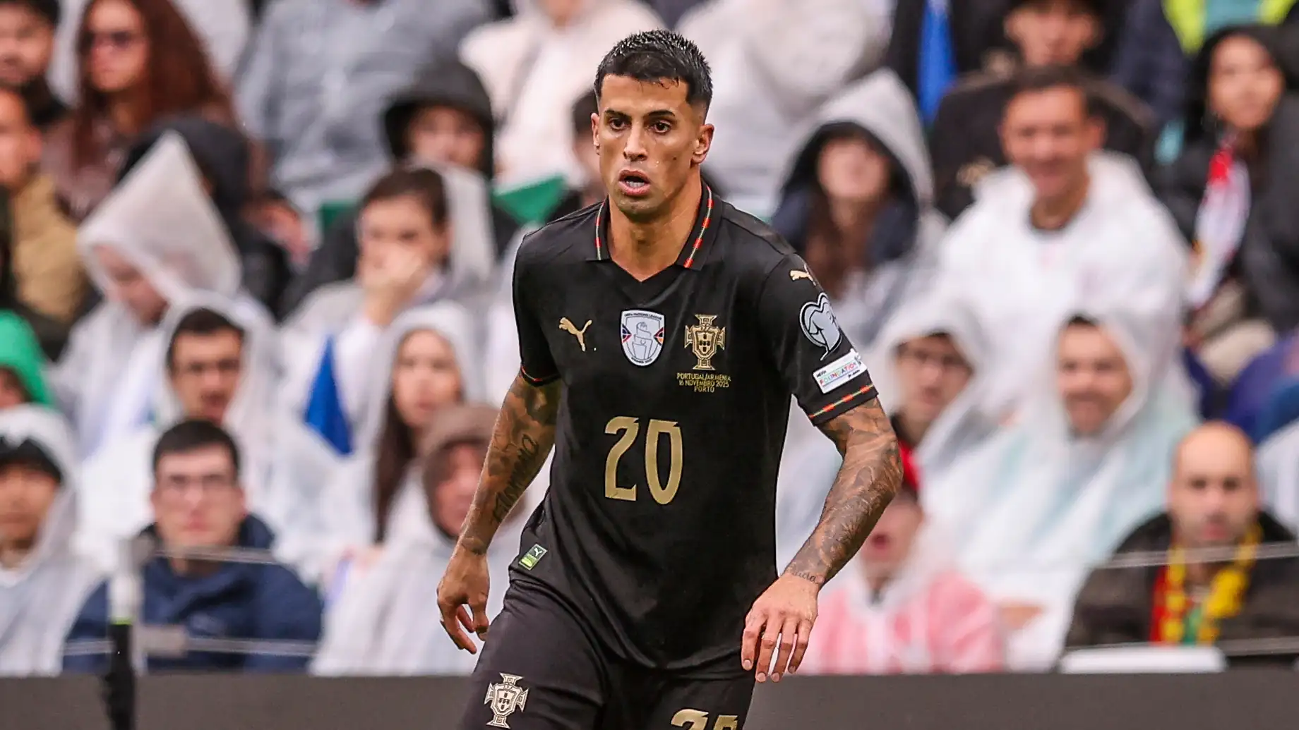 Cancelo wraca do Barcelony: numer 2 i wielkie nadzieje