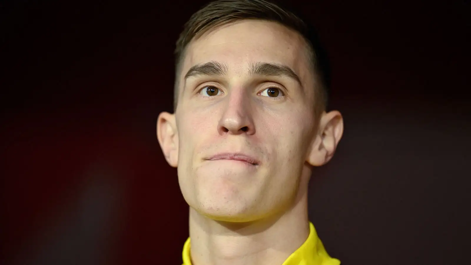 Schlotterbeck zostaje w BVB? Kluczowe rozmowy i nowe nadzieje