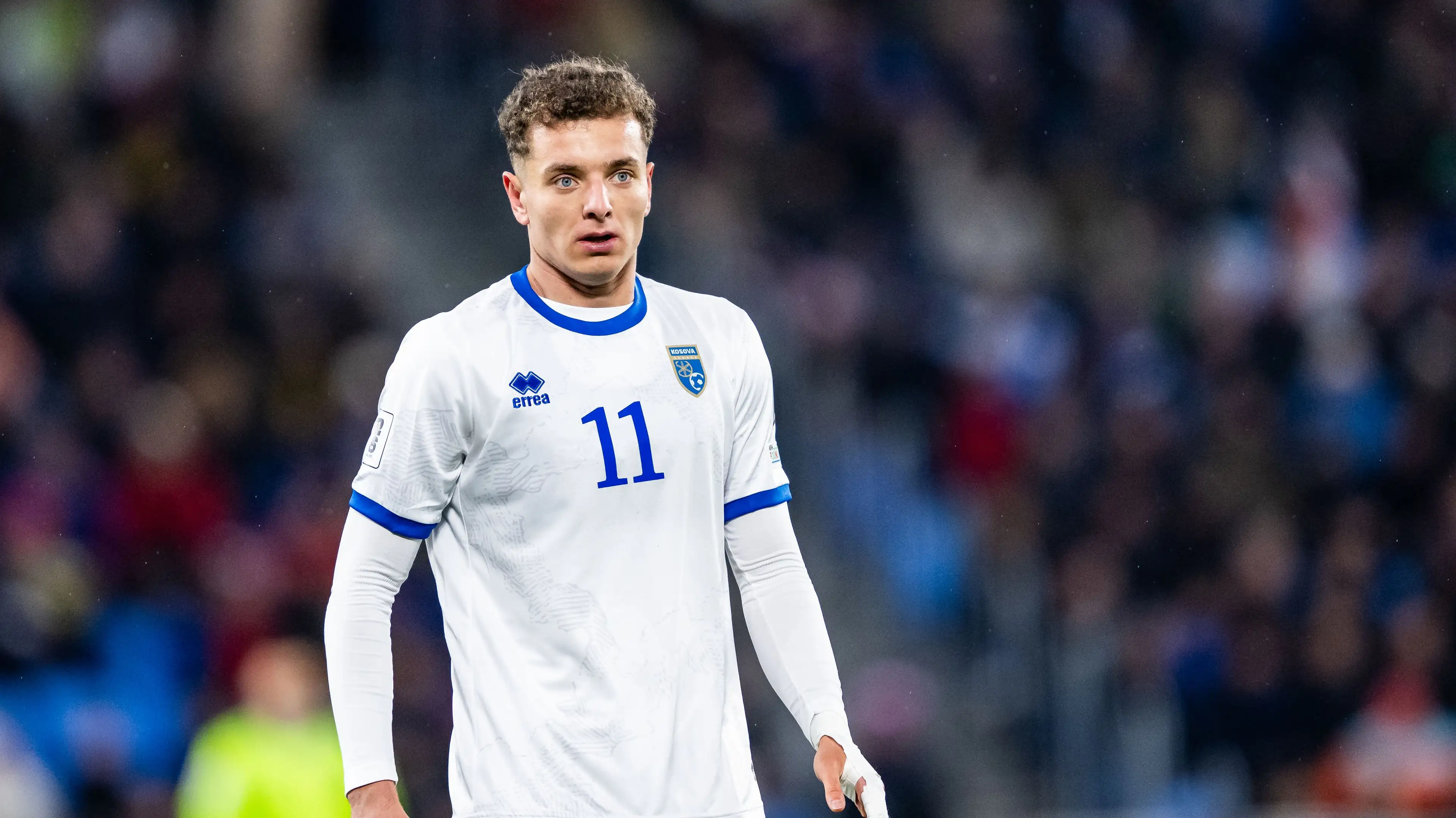 Asllani w Barcelonie? Agent potwierdza kontakt z gigantem