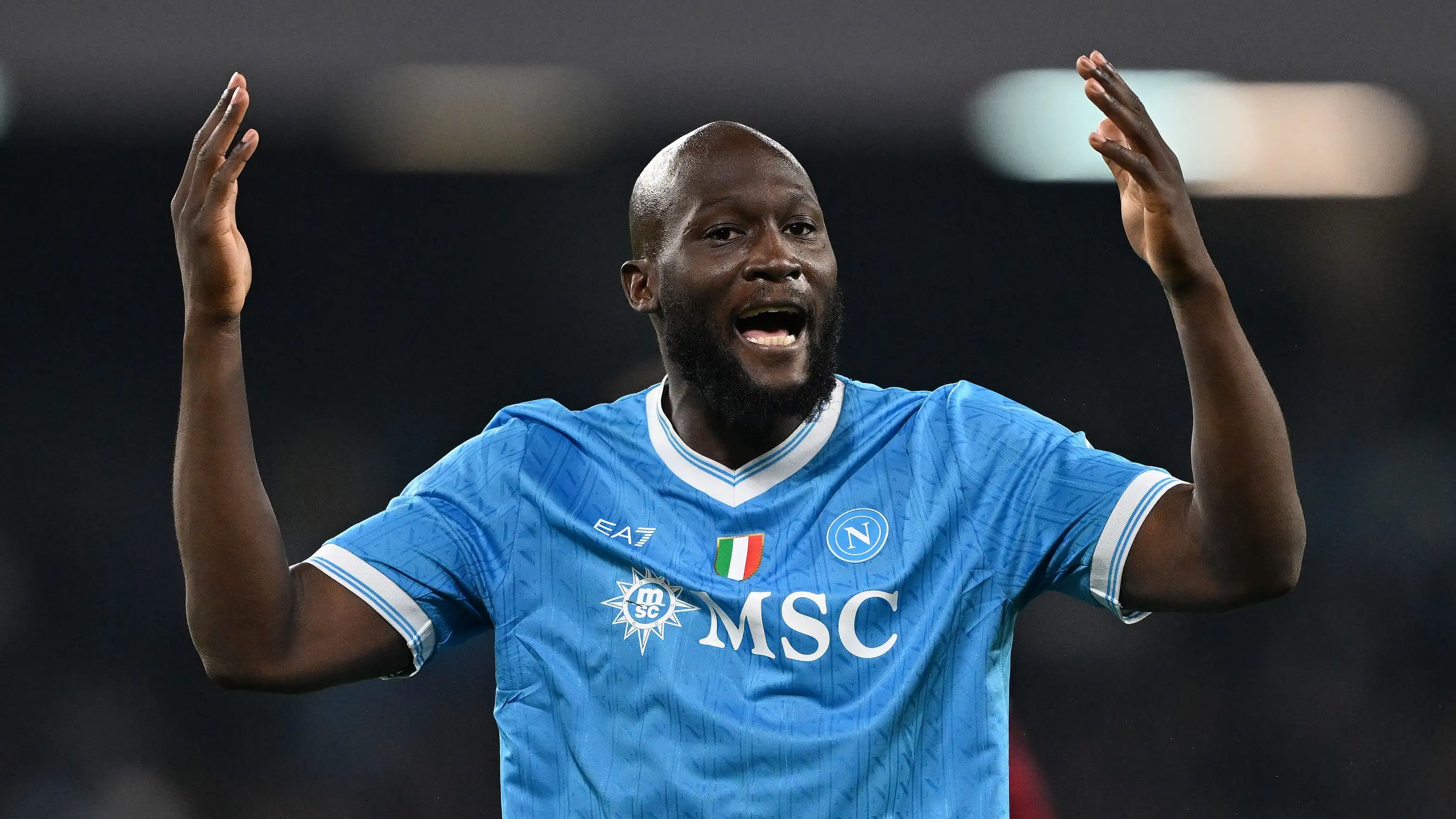 Lukaku w ogniu krytyki: Napoli nie odpuszcza, grożą konsekwencje