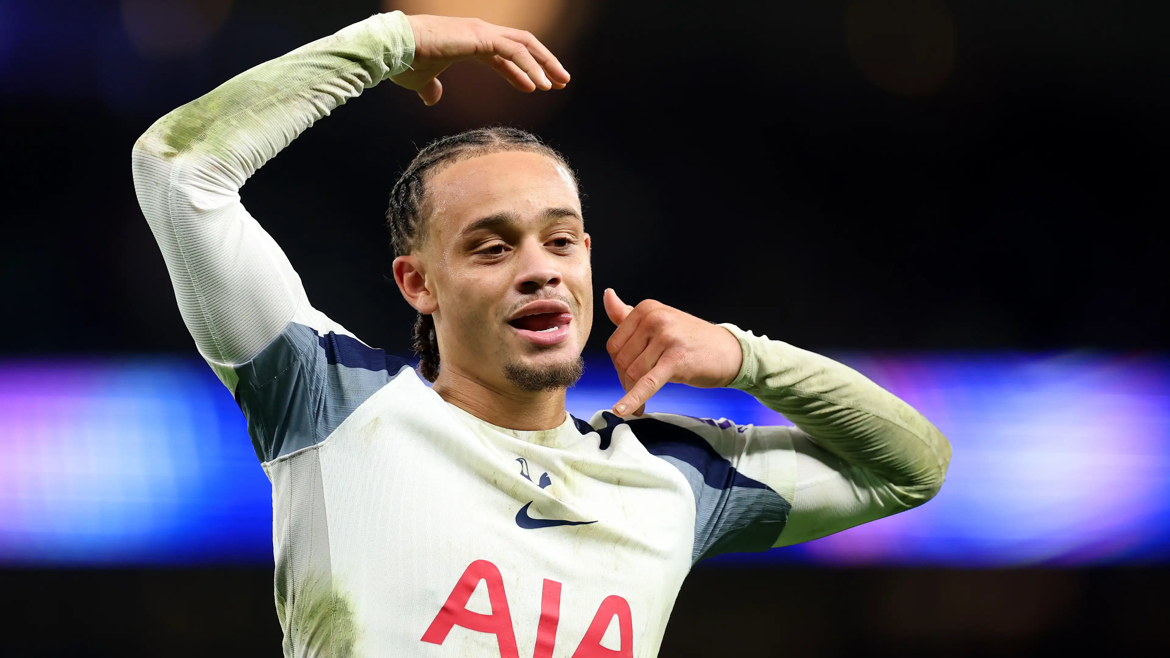 Barcelona celuje w gwiazdy Tottenhamu. Czy Xavi Simons i spółka trafią na Camp Nou?