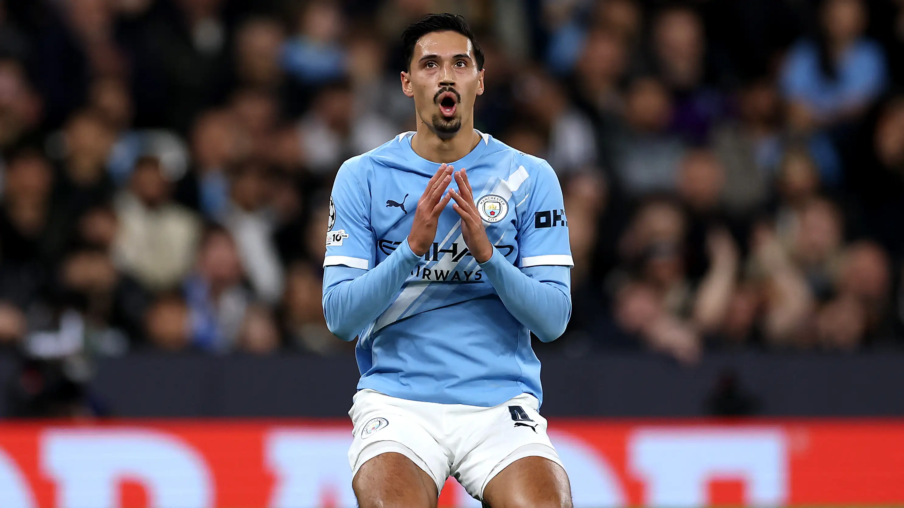 Reijnders wyleci z Manchesteru City? Powrót do Serie A na horyzoncie!