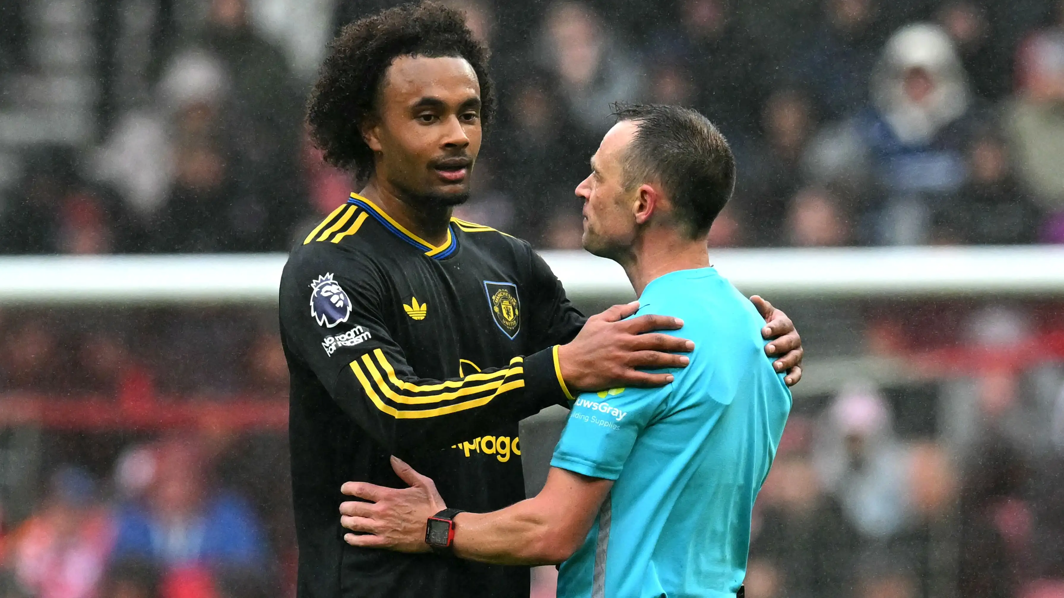 Joshua Zirkzee: Czy jest za słaby na Manchester United?