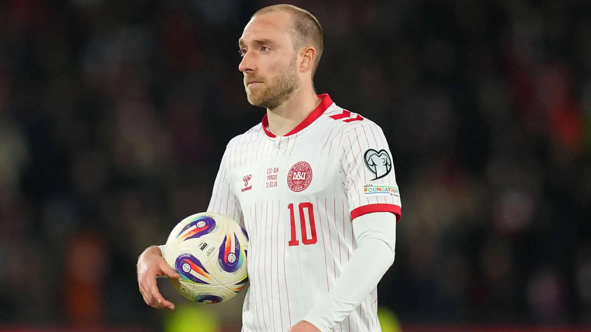 Christian Eriksen: Co wiemy po dramatycznym upadku na boisku?
