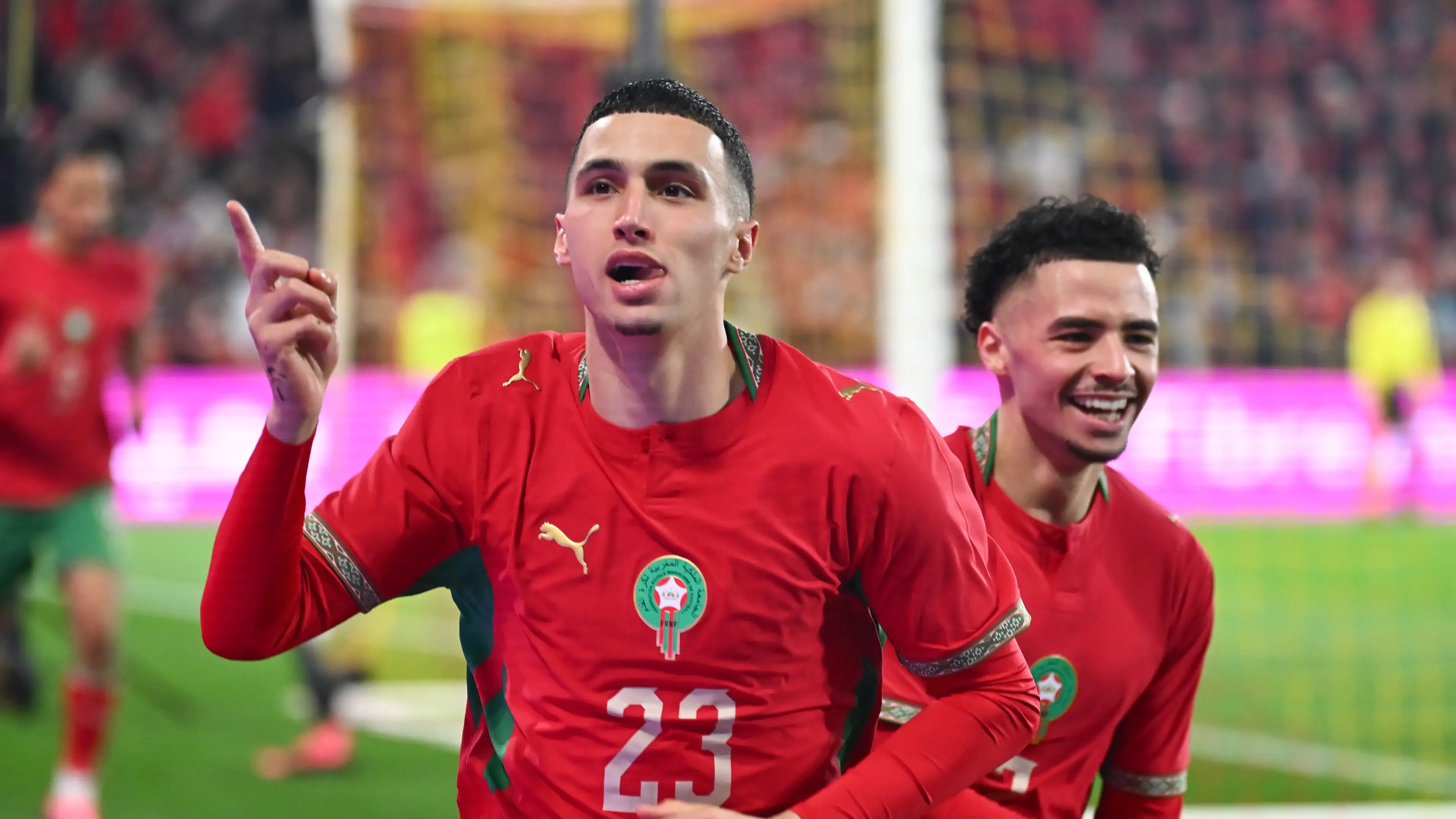 El Khannouss na celowniku Premier League – Stuttgart ustala cenę