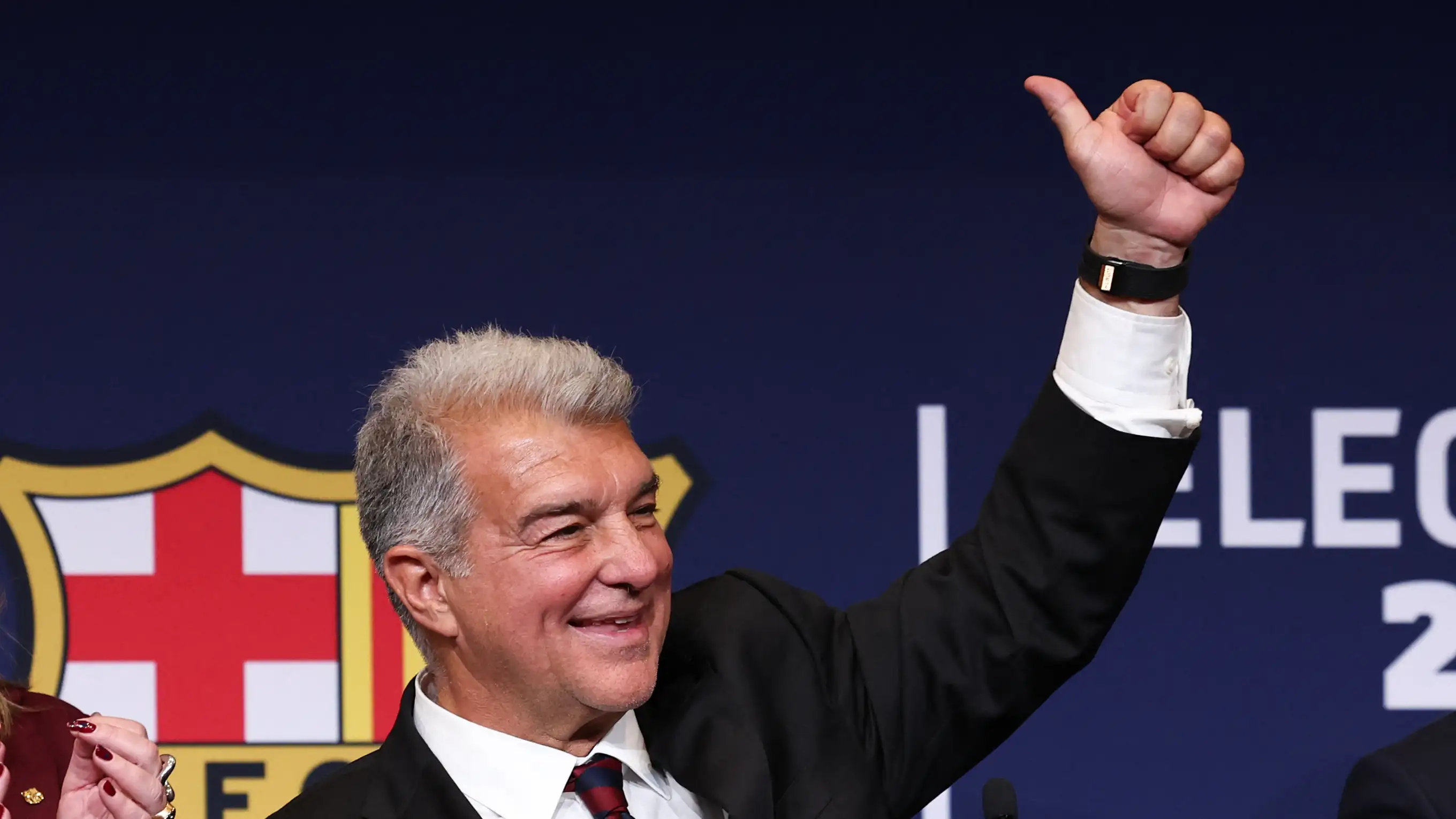 Laporta: Alvarez zostaje w Barcelonie, oferta dla Atletico