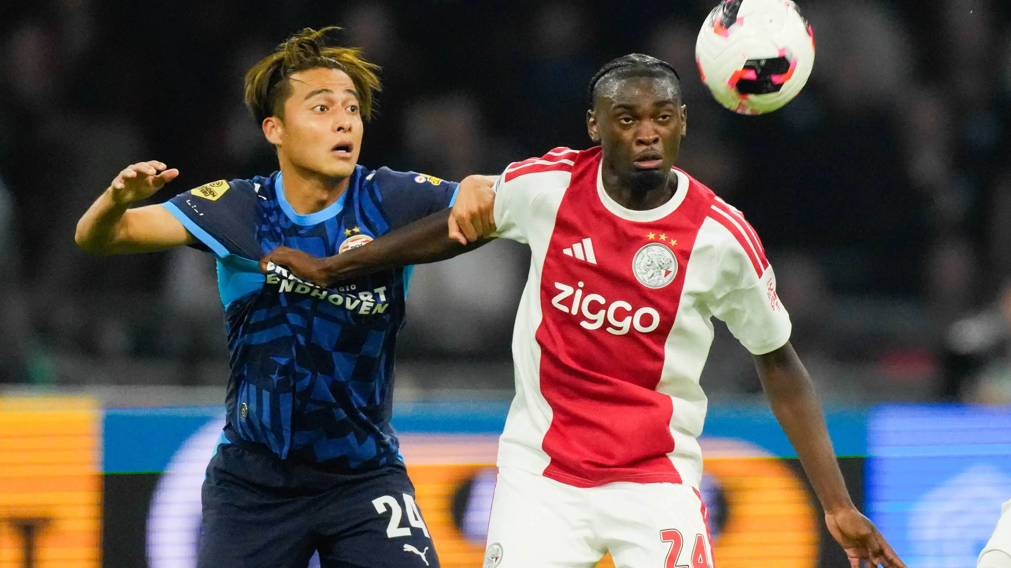 Gwiazda Ajaxu: Czy talent przepadnie w cieniu Amrabata?