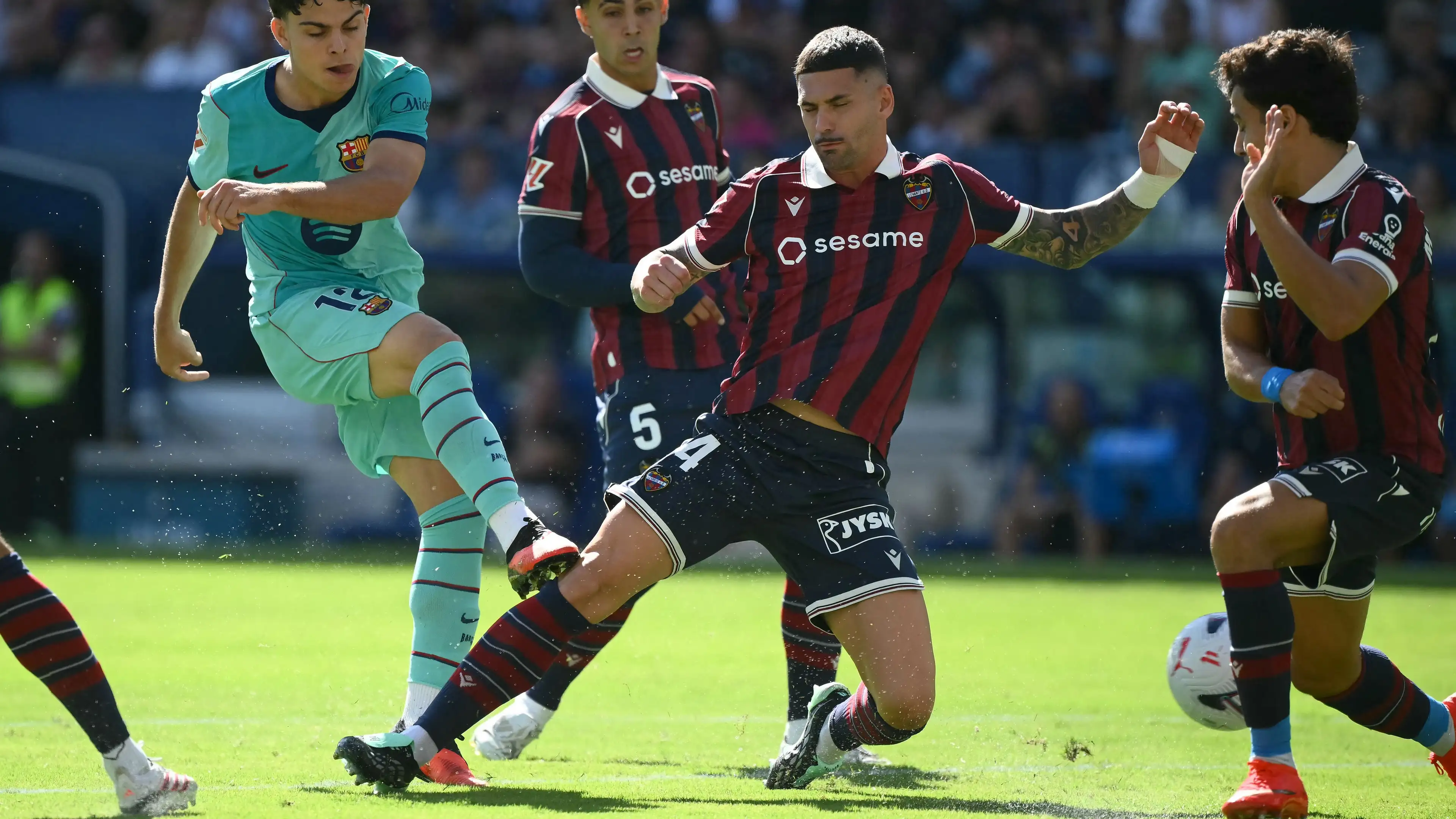 Barcelona zdemolowała Levante 79:0! Niesamowity rekord pasów!